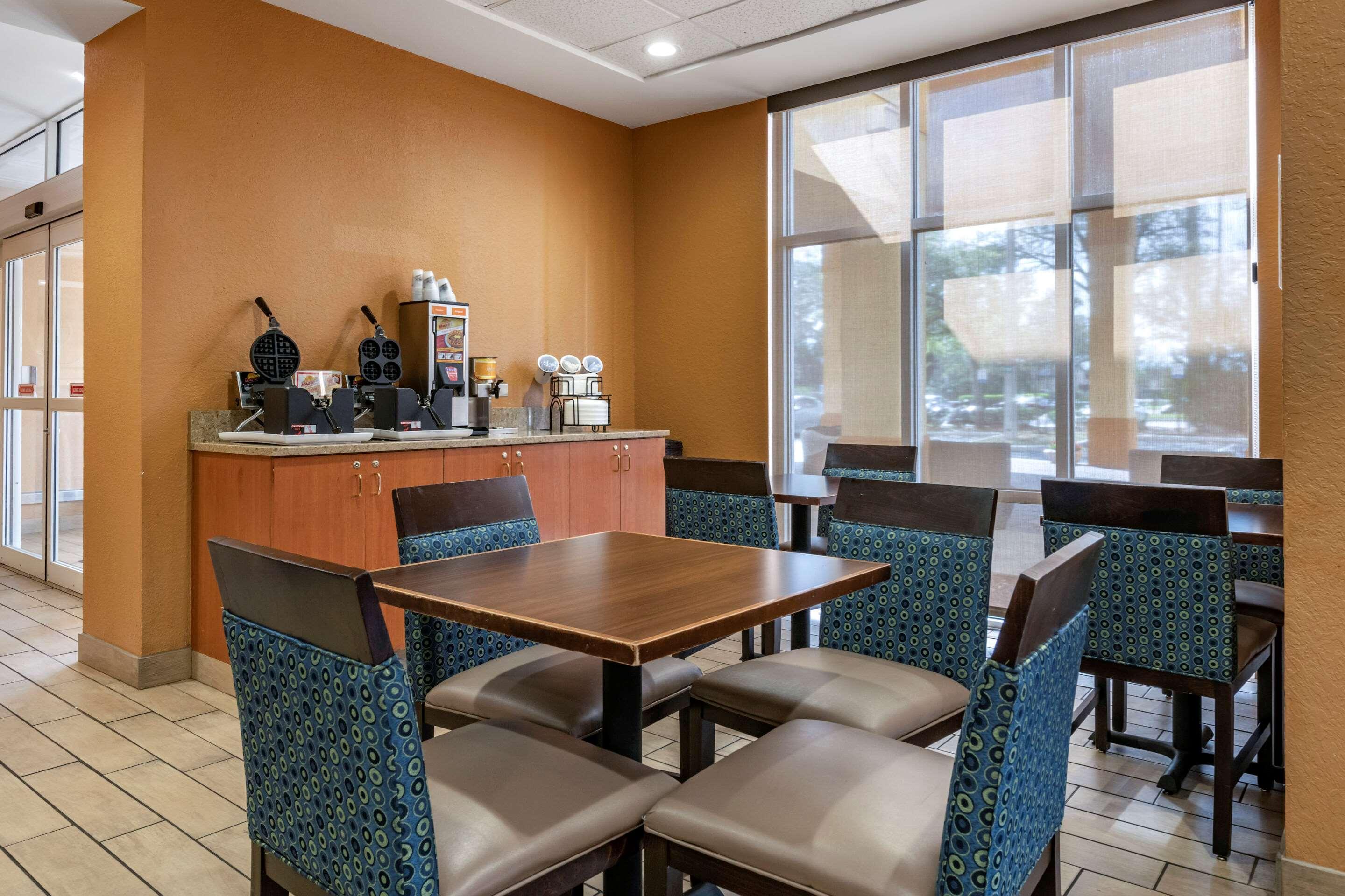 Comfort Inn & Suites Orlando North Сенфорд Екстер'єр фото